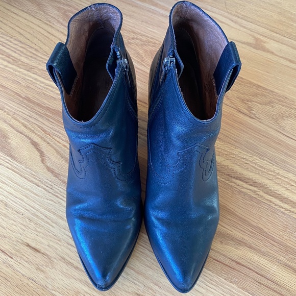 FRYE REINA GENUINE LEATHER WESTERN ZIP BOOTIES IN BLACK WOMANS SIZE 7.5 - Picture 9 of 9